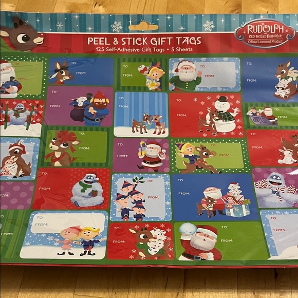 💲Favorite Characters Peel 'n Stick Gift Tags- 6 packs - Picture 4 of 5